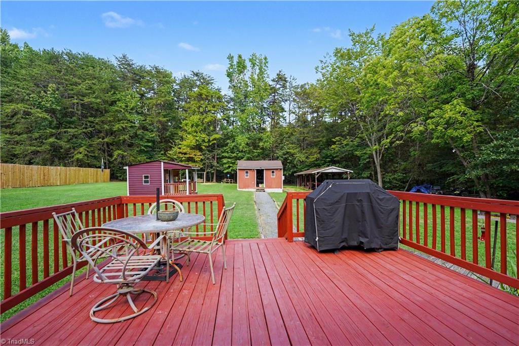 417 Circle Drive Property Photo 27