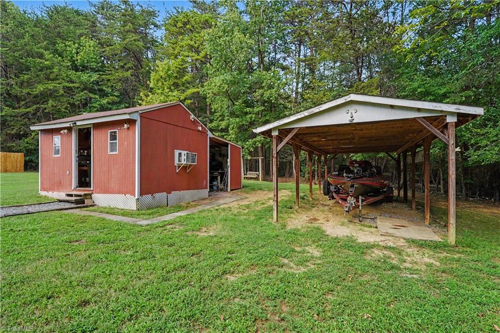 417 Circle Drive Property Photo 28