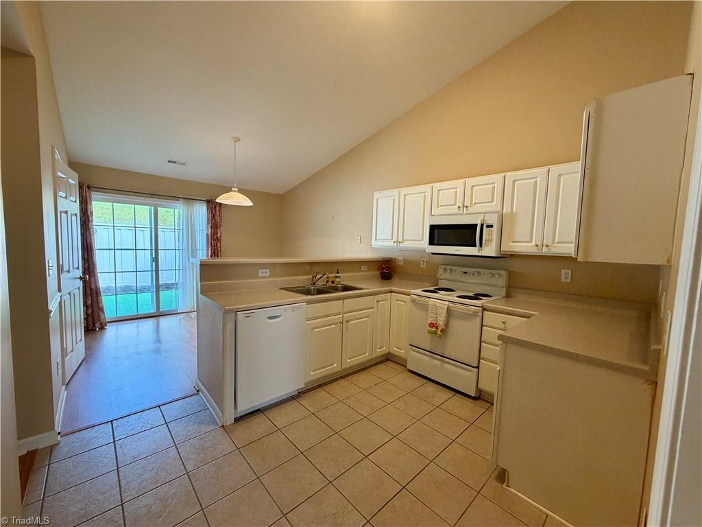 2418 Wynbrook Square Court Property Photo 10