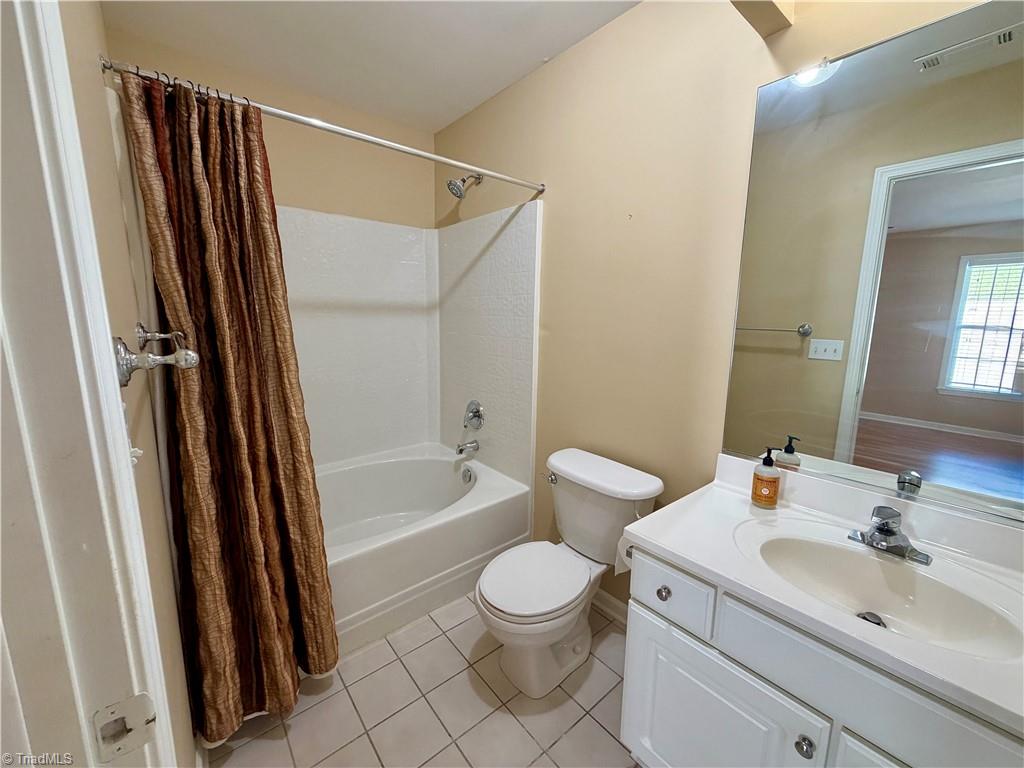 2418 Wynbrook Square Court Property Photo 18