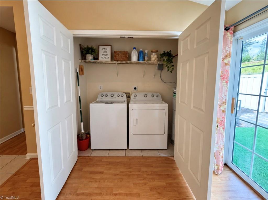 2418 Wynbrook Square Court Property Photo 33