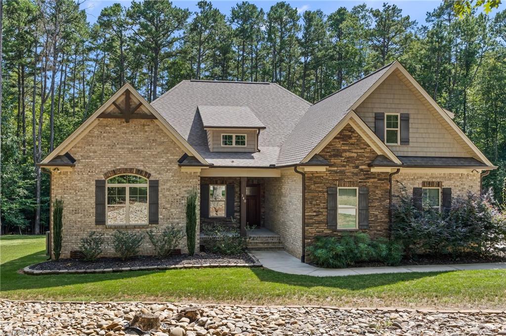 140 Admirals Court Property Photo 1