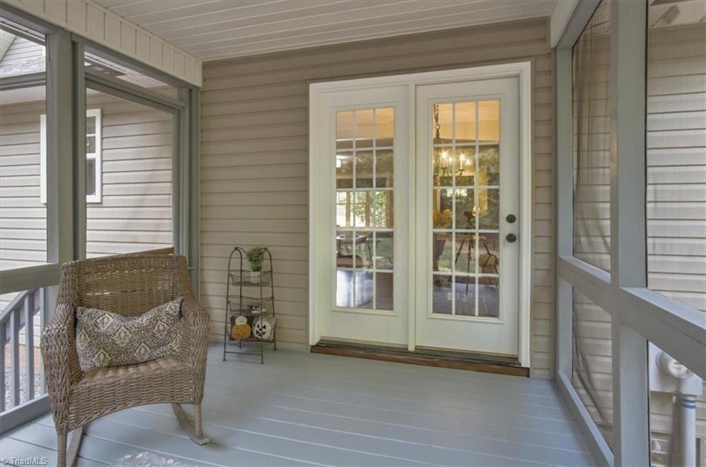 290 Twin Creeks Drive Property Photo 34