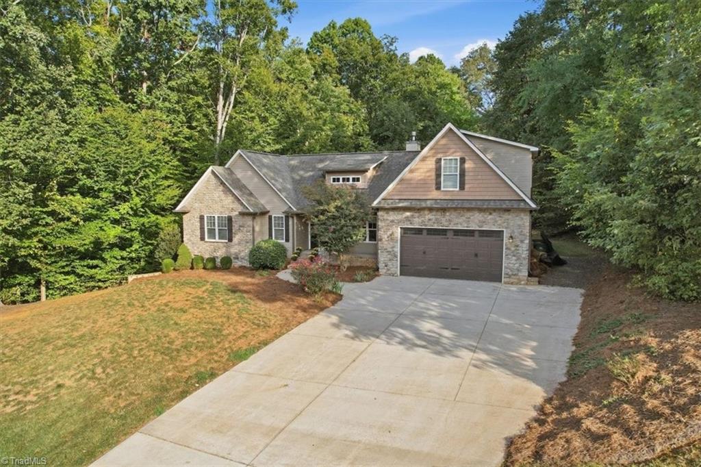 290 Twin Creeks Drive Property Photo 45