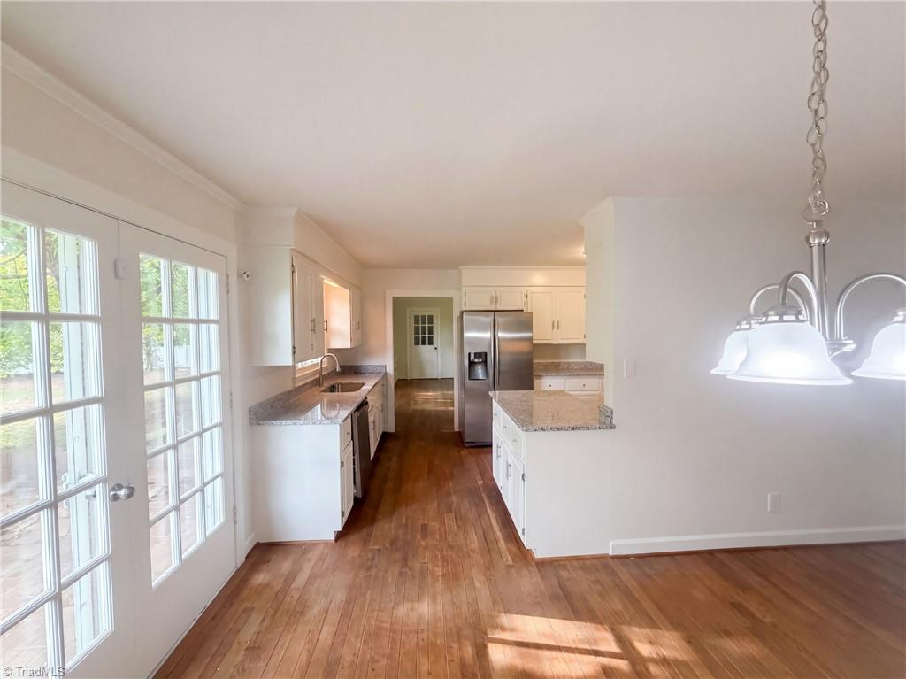 3828 Waterview Road Property Photo 2