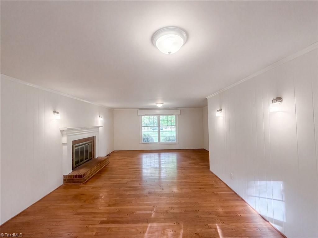 3828 Waterview Road Property Photo 3