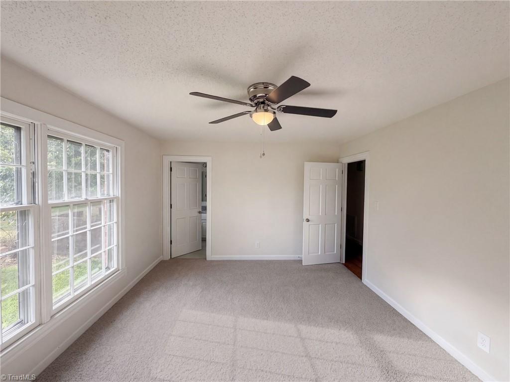 3828 Waterview Road Property Photo 4