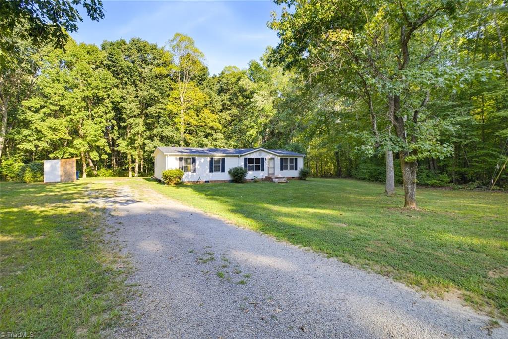233 Fawnwood Road Property Photo 3