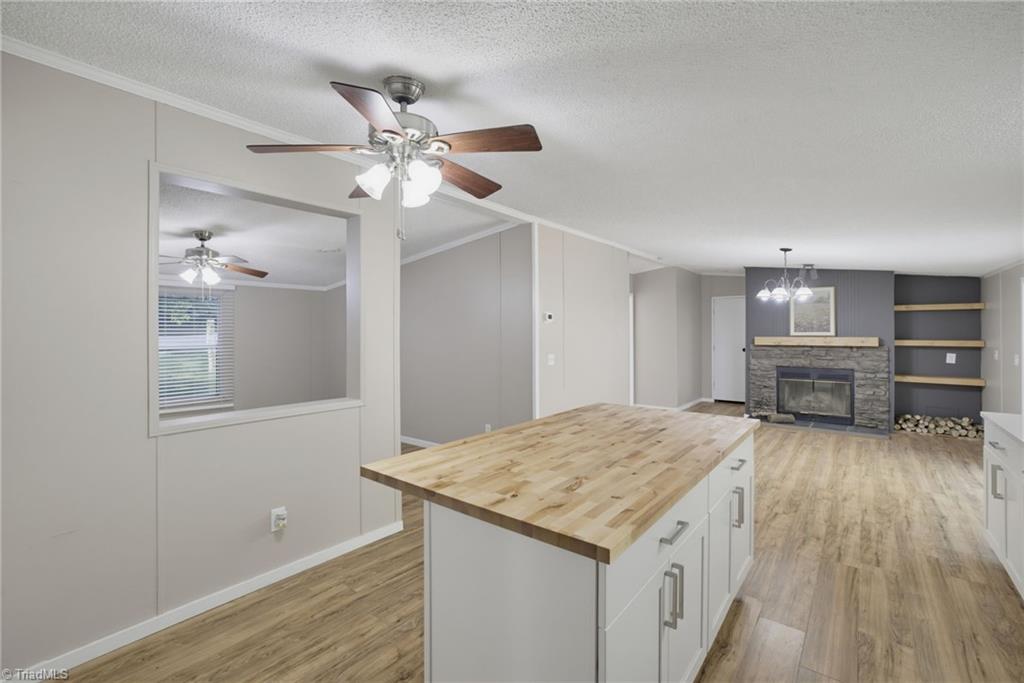 233 Fawnwood Road Property Photo 10