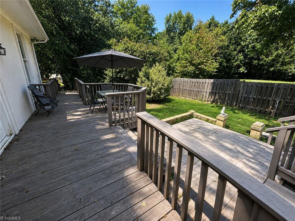 4711 Summit Avenue Property Photo 19