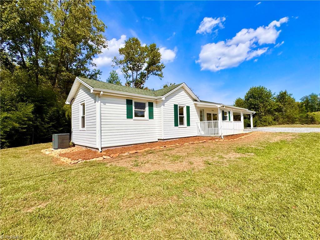6254 Nc Highway 268 Property Photo 2