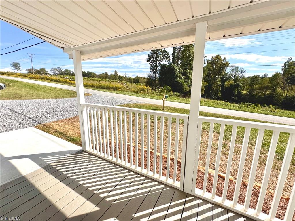 6254 Nc Highway 268 Property Photo 4
