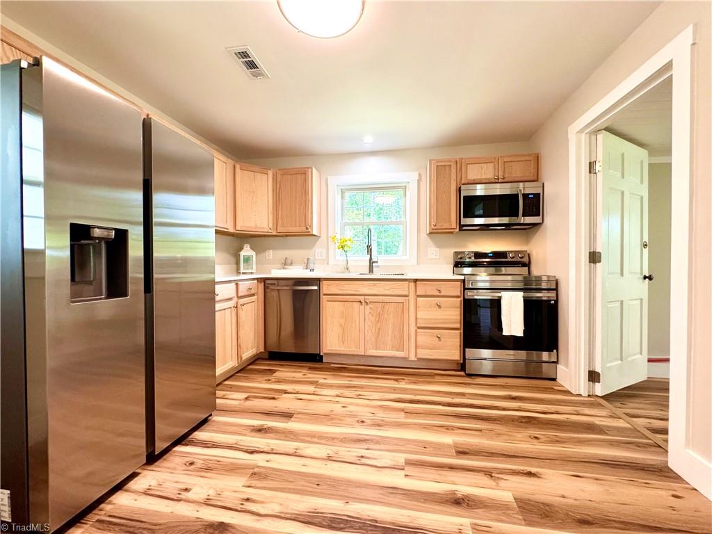 6254 Nc Highway 268 Property Photo 9