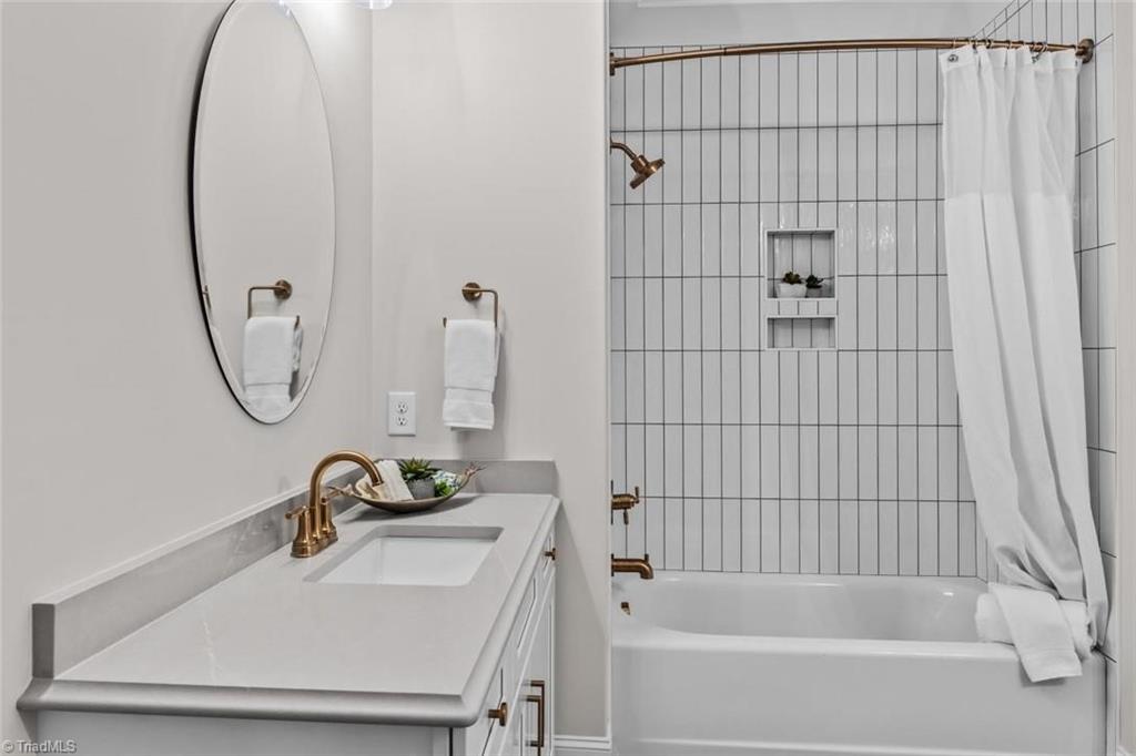 1008 Old Hickory Court Property Photo 41