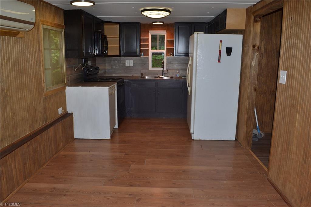 1278 Carolina Street Property Photo 5