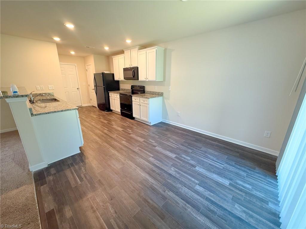 254 Kendall Drive Property Photo 5