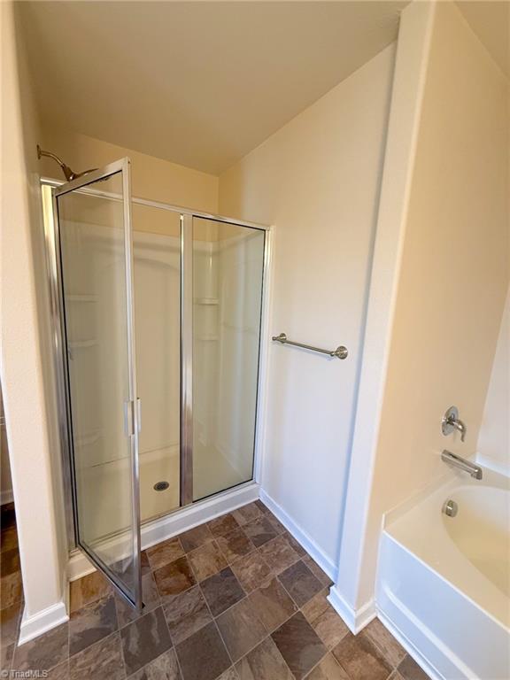 254 Kendall Drive Property Photo 14