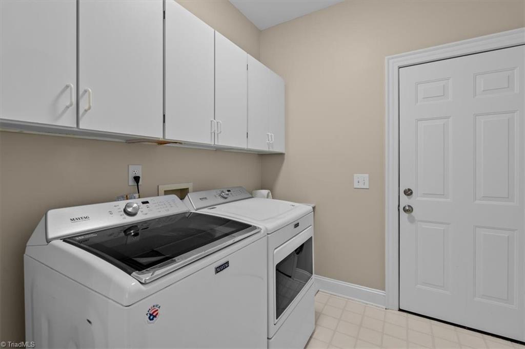 3905 Battenburg Court Property Photo 19