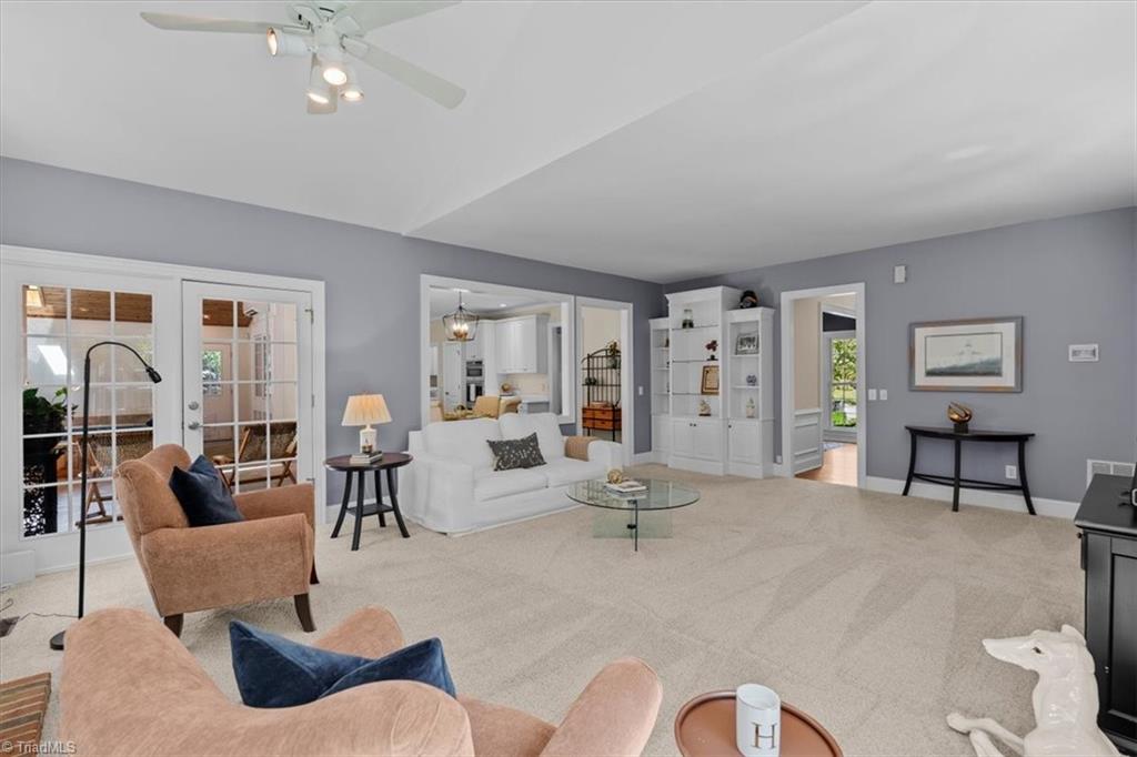 3905 Battenburg Court Property Photo 24