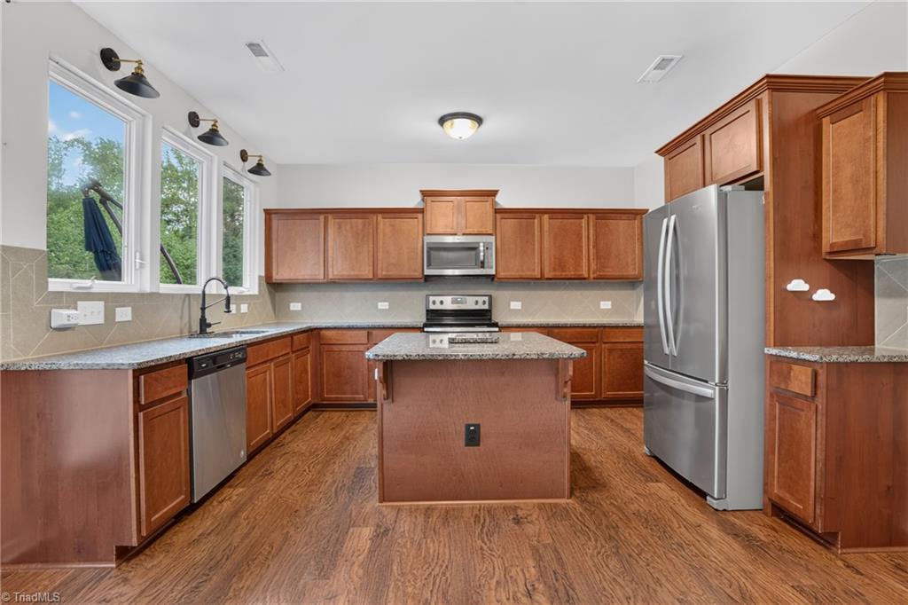 5133 Red Poll Drive Property Photo 13