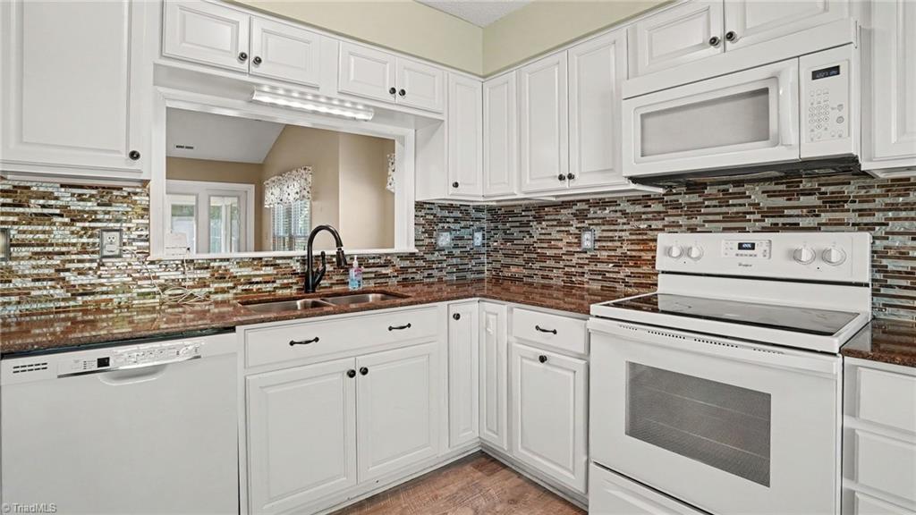 2800 Shadowbrook Lane Property Photo 10