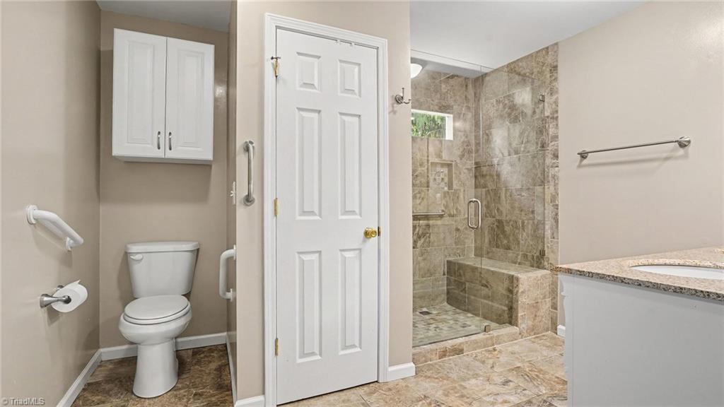 2800 Shadowbrook Lane Property Photo 17
