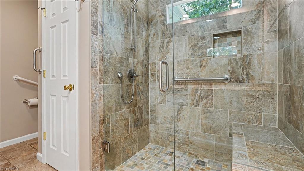 2800 Shadowbrook Lane Property Photo 19