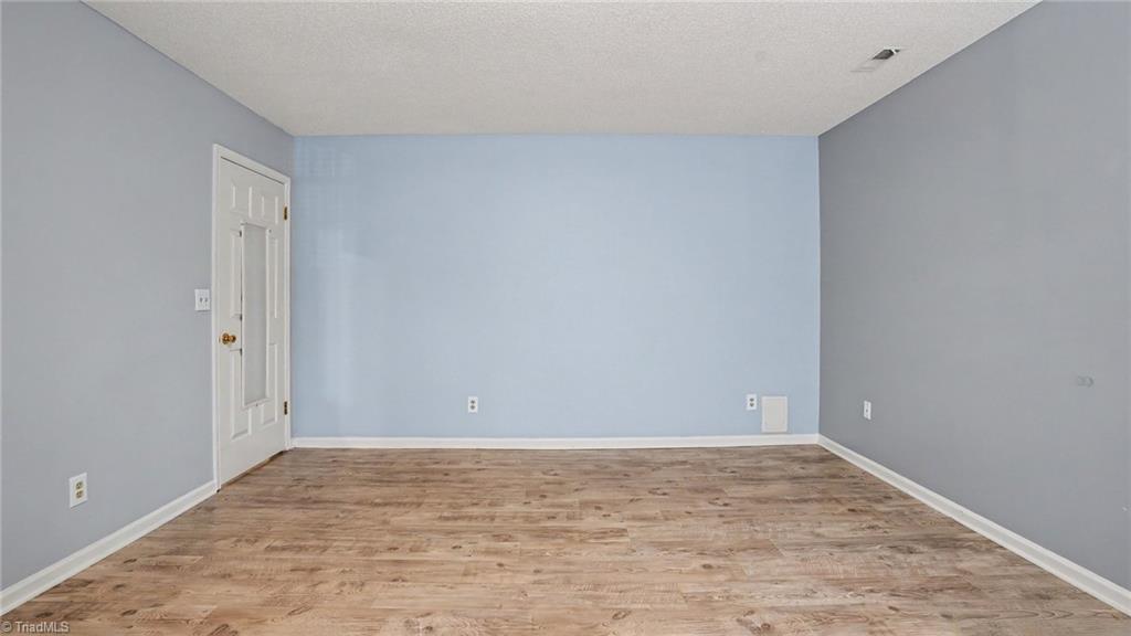 2800 Shadowbrook Lane Property Photo 22
