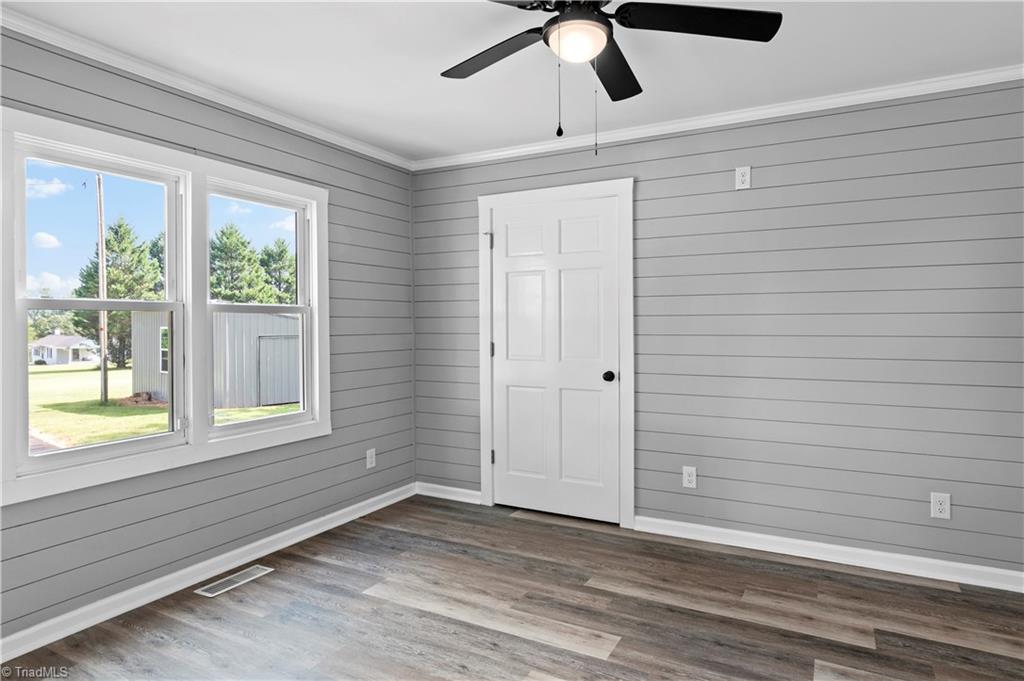 4752 W Old Us Highway 421 Property Photo 16
