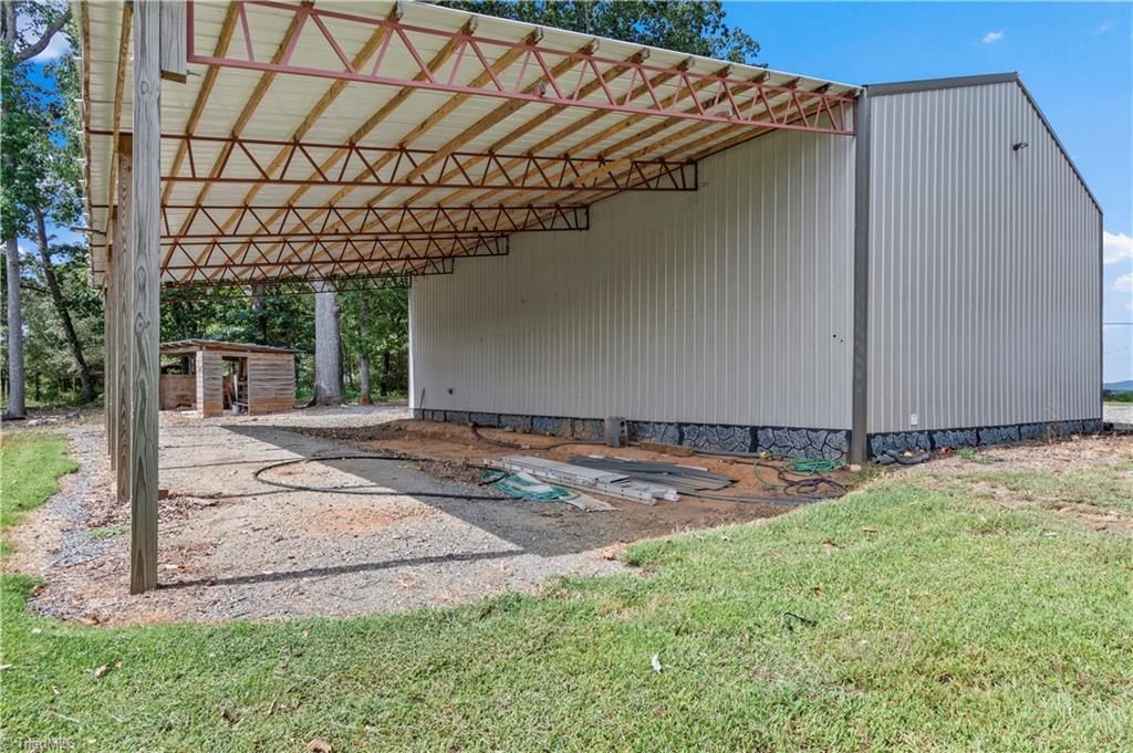 4752 W Old Us Highway 421 Property Photo 25