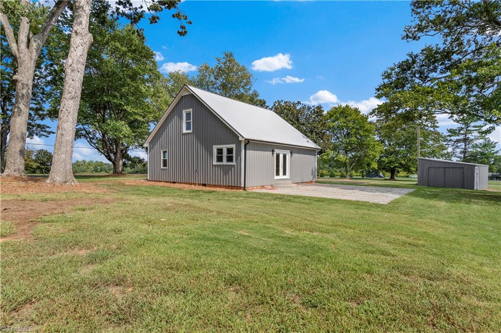 4752 W Old Us Highway 421 Property Photo 31