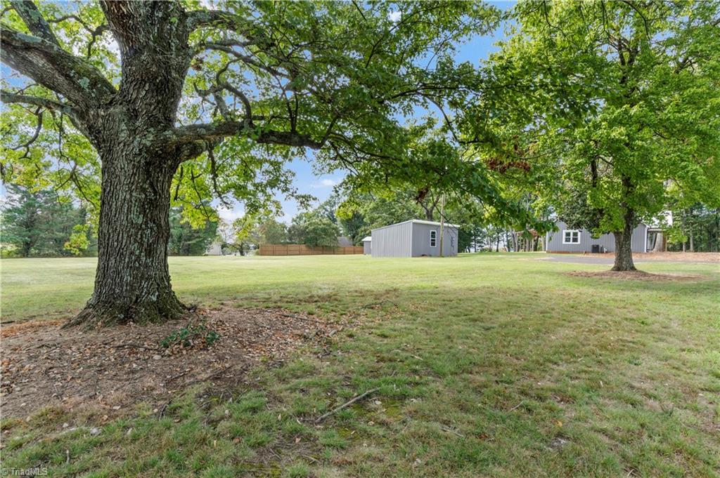 4752 W Old Us Highway 421 Property Photo 33
