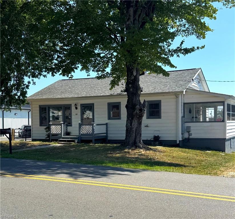 109 Starlite Road Property Photo 1