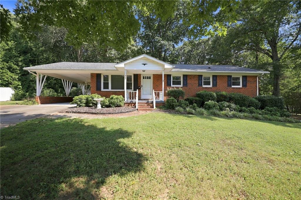 423 Bradley Road Property Photo 1