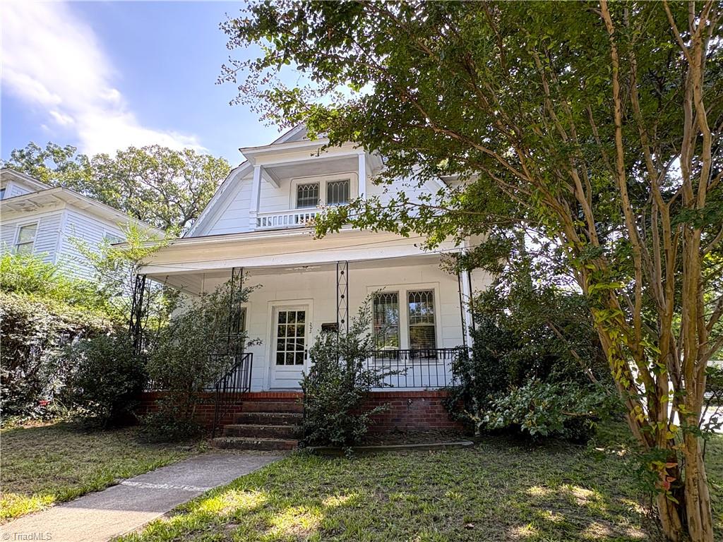 202 Isabel Street Property Photo 1