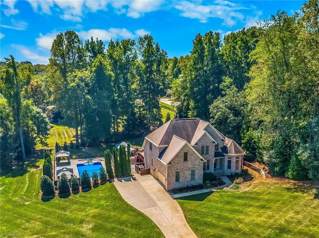 7479 Fox Chase Drive Property Photo 1