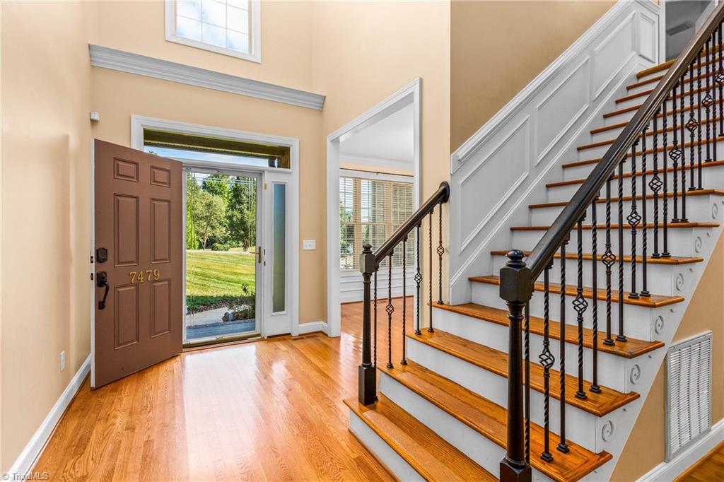 7479 Fox Chase Drive Property Photo 7