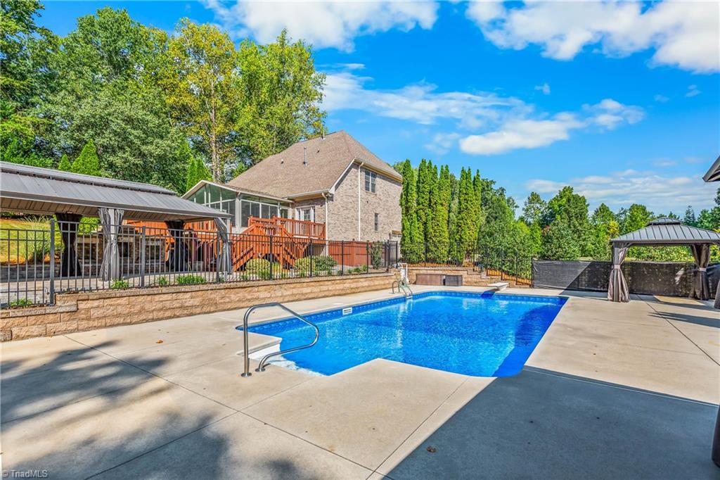 7479 Fox Chase Drive Property Photo 43