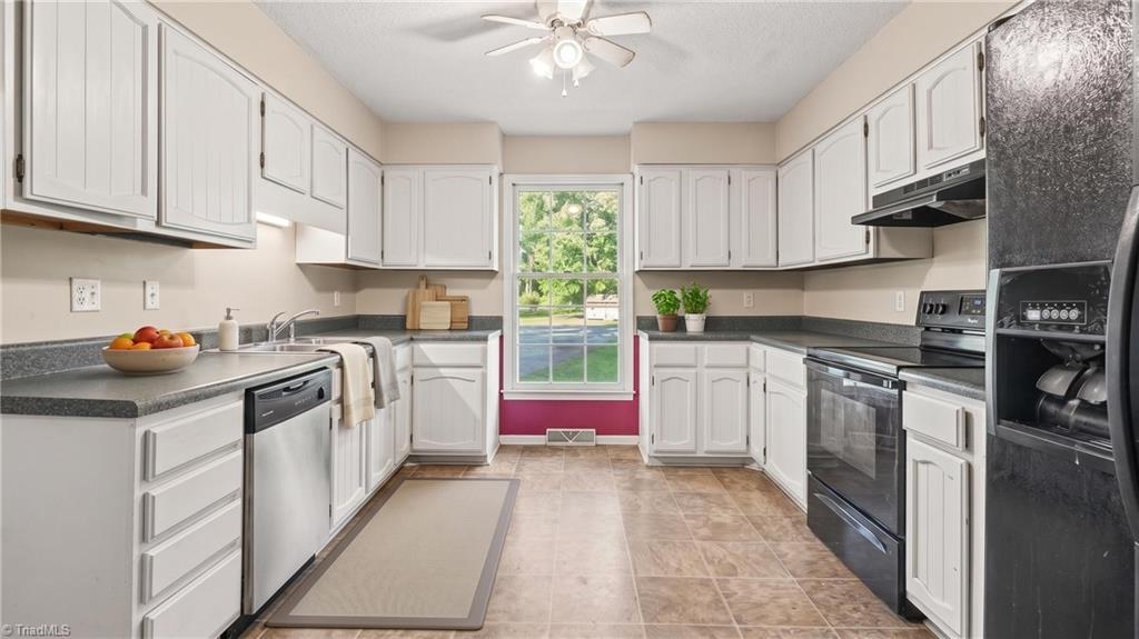 4314 Lormar Road Property Photo 7