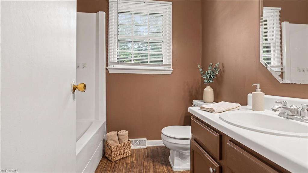 4314 Lormar Road Property Photo 17