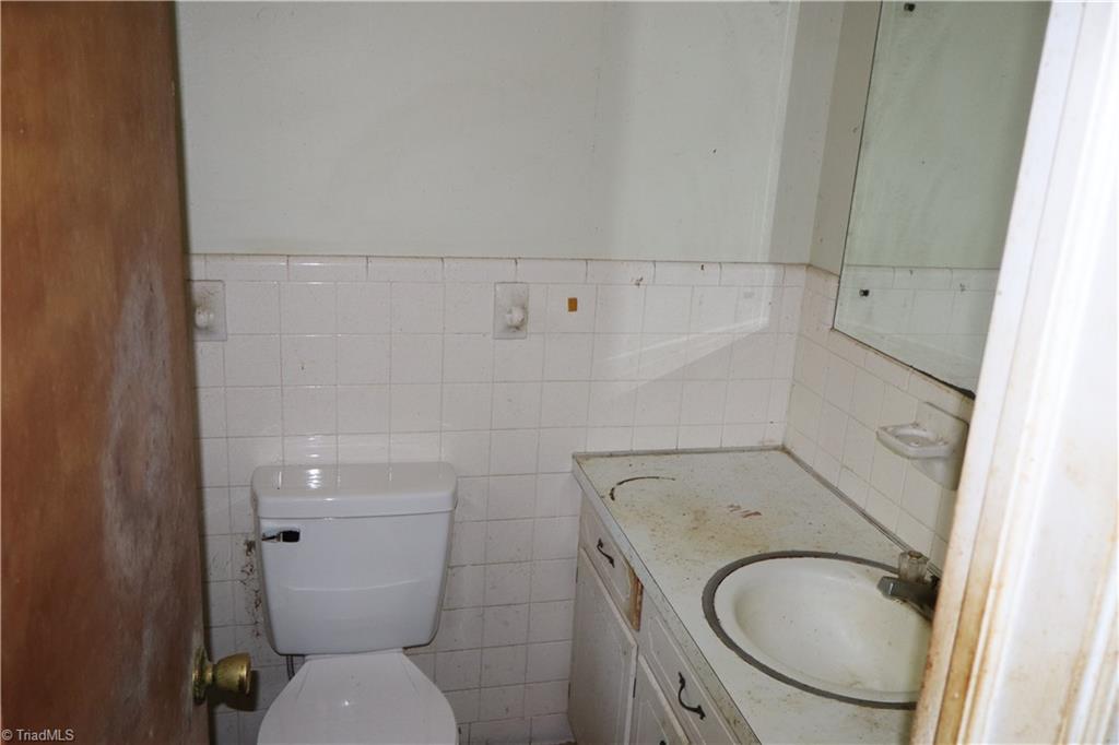 648 Heath Church Road Property Photo 6