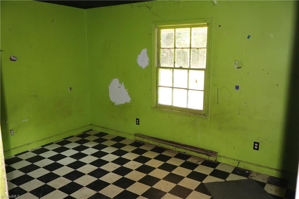 648 Heath Church Road Property Photo 8