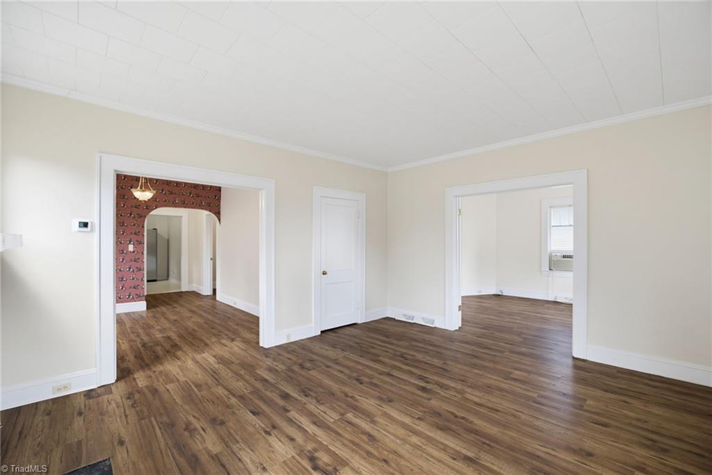 710 Wentworth Street Property Photo 7