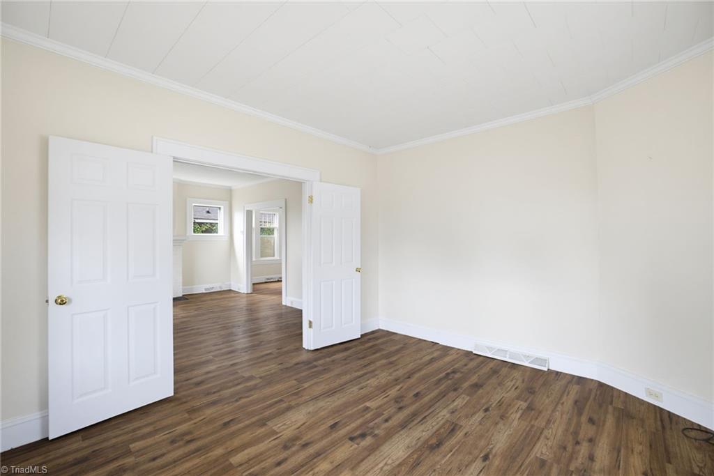 710 Wentworth Street Property Photo 9