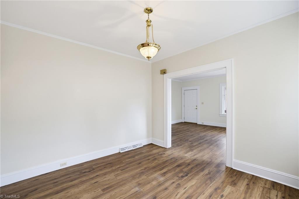 710 Wentworth Street Property Photo 12