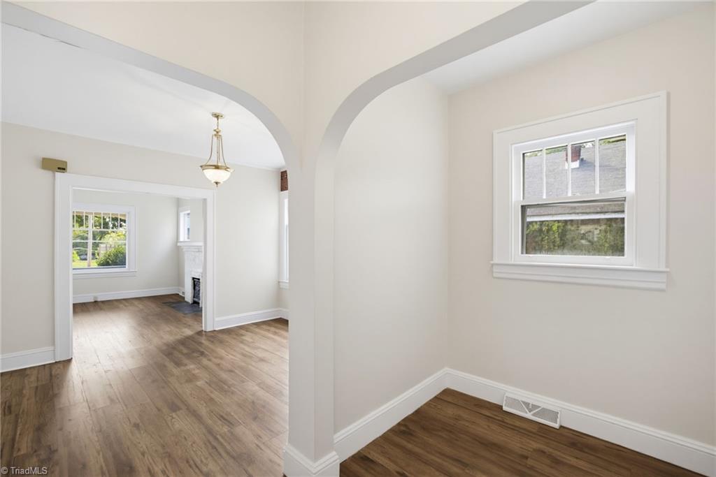 710 Wentworth Street Property Photo 14