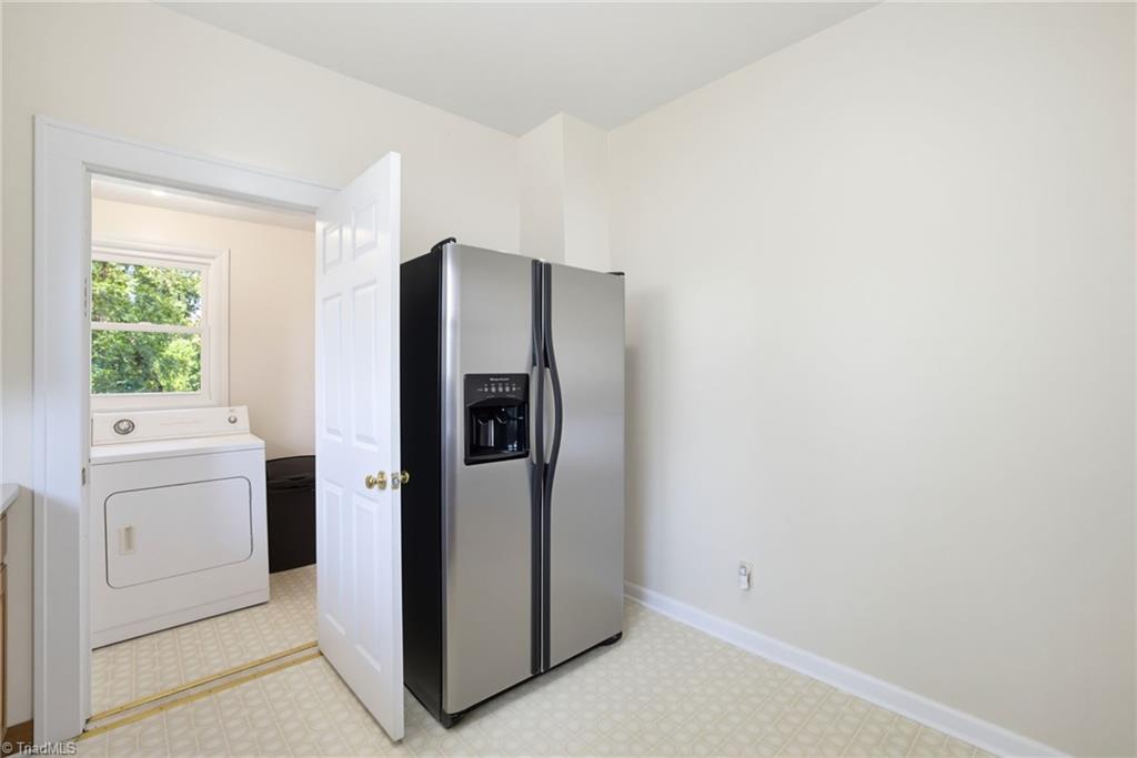 710 Wentworth Street Property Photo 20