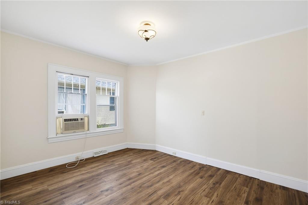 710 Wentworth Street Property Photo 21