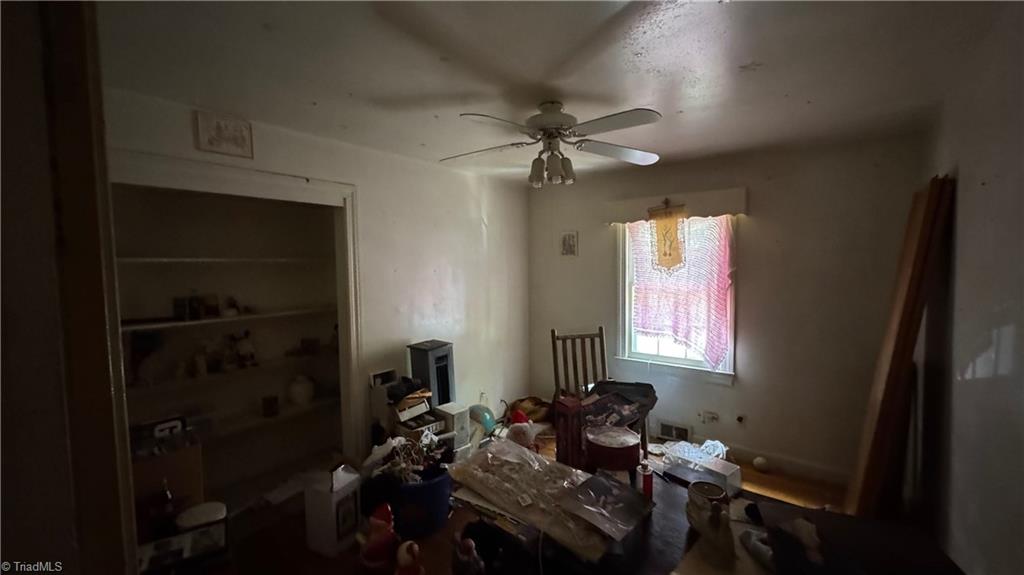 3357 Rosemont Avenue Property Photo 21