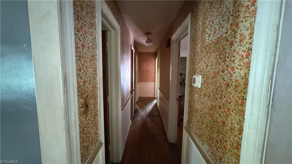 3357 Rosemont Avenue Property Photo 24